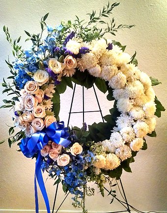 Wreath - Memorial -  Funeral - Graduation - Stage - Large